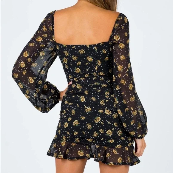 HP ✨ Princess Polly Parvati Mini Dress 🌻 - Picture 4 of 4